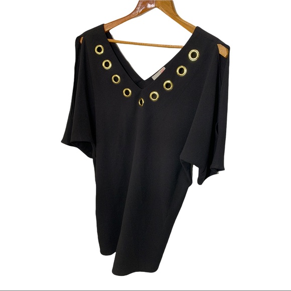GIANNI BINI BLACK DEEP PLUNGE V-NECK AND BACK DRESS WITH GOLD ACCENTS - Picture 3 of 16